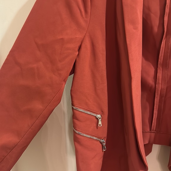 7th Avenue Design Studio Pant Suit - Picture 3 of 11